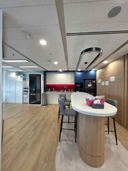 Gateway East (D7), Office #566773931